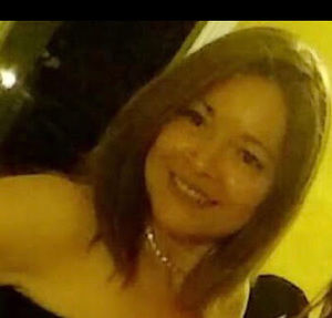 Meet your Posher, Mona